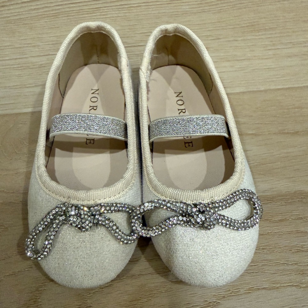 Noralee Diamond Bow Pearl Shimmer Ballet Flats